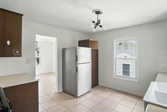 71 Commonwealth Avenue, Middletown, NY 10940