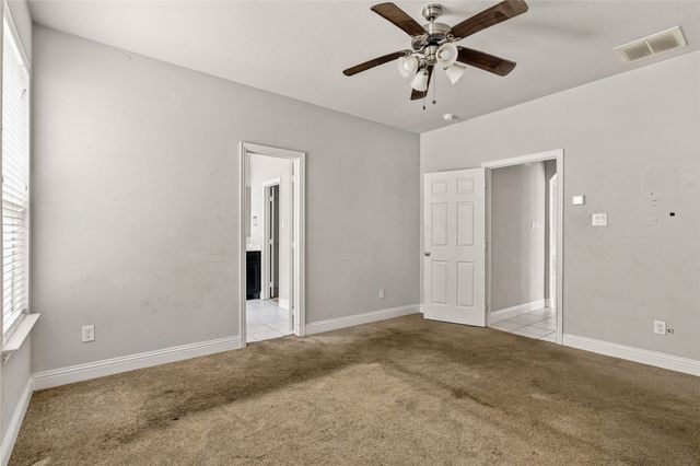 105 Finlee Lane, Red Oak, TX 75154