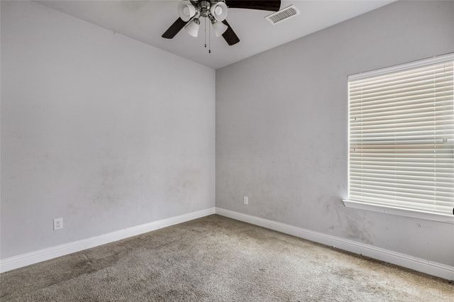 105 Finlee Lane, Red Oak, TX 75154