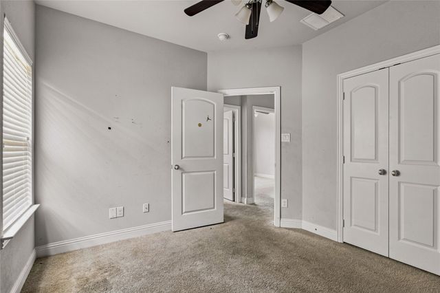105 Finlee Lane, Red Oak, TX 75154
