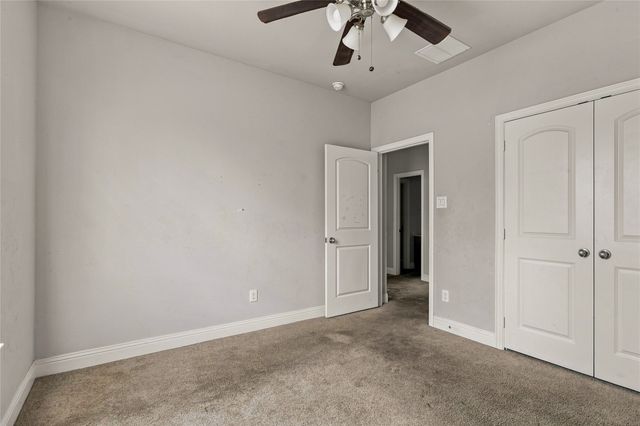 105 Finlee Lane, Red Oak, TX 75154