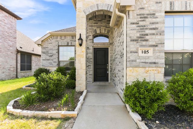 105 Finlee Lane, Red Oak, TX 75154