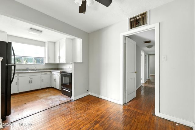 1445 FLAGLER Avenue, Jacksonville, FL 32207