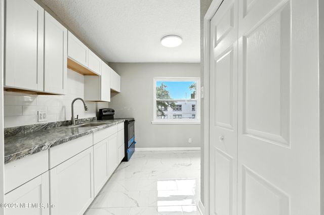 1445 FLAGLER Avenue, Jacksonville, FL 32207