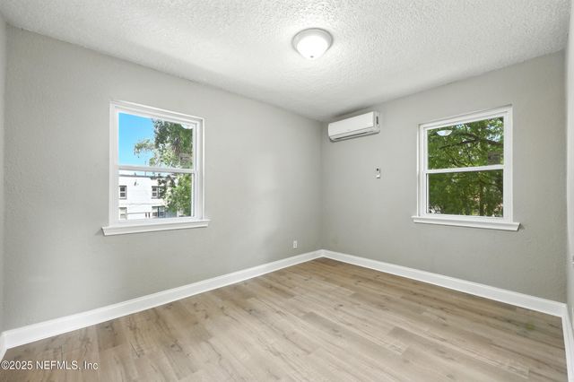 1445 FLAGLER Avenue, Jacksonville, FL 32207