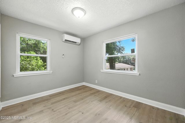 1445 FLAGLER Avenue, Jacksonville, FL 32207