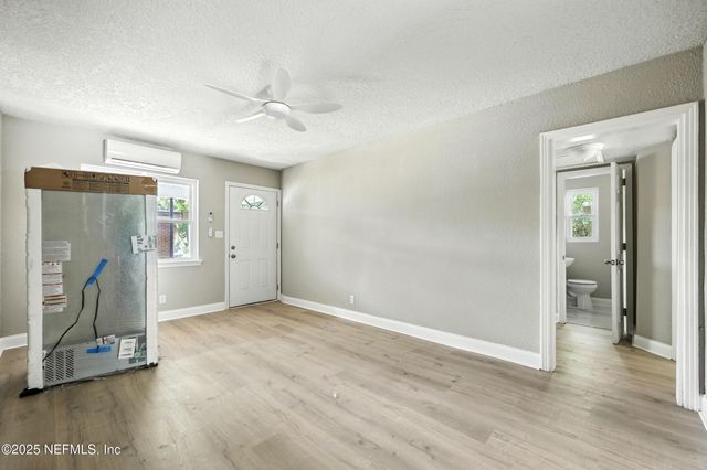 1445 FLAGLER Avenue, Jacksonville, FL 32207