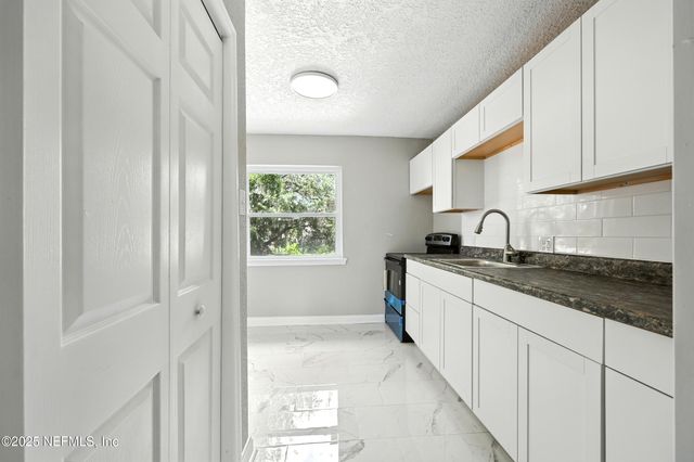 1445 FLAGLER Avenue, Jacksonville, FL 32207