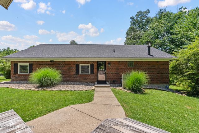 8215 Arnoldtown Rd, Louisville, KY 40214