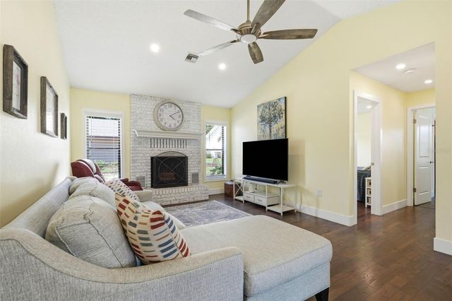 103 RIDGECREST DRIVE, Eustis, FL 32726