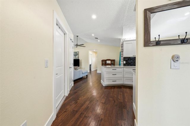 103 RIDGECREST DRIVE, Eustis, FL 32726