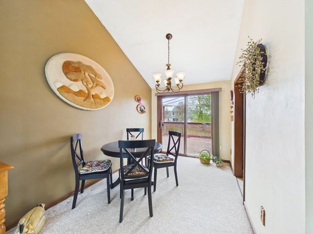 18 Duke St, Somerset, MA 02726