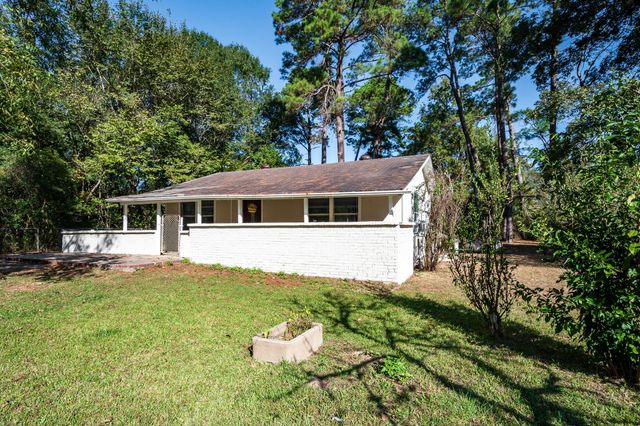 288 County Road 3316b, Cleveland, TX 77327