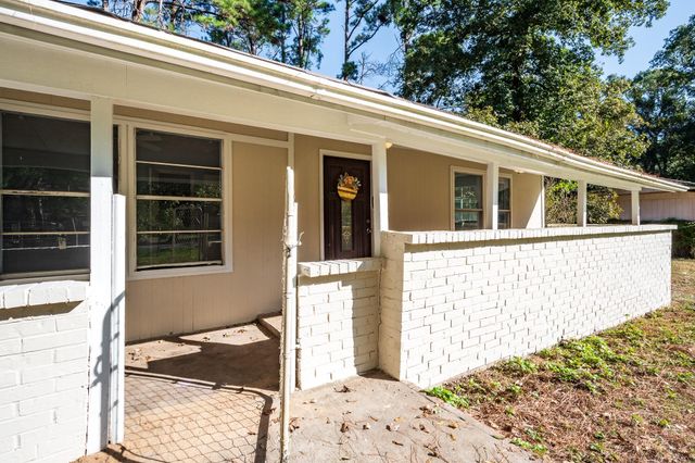 288 County Road 3316b, Cleveland, TX 77327