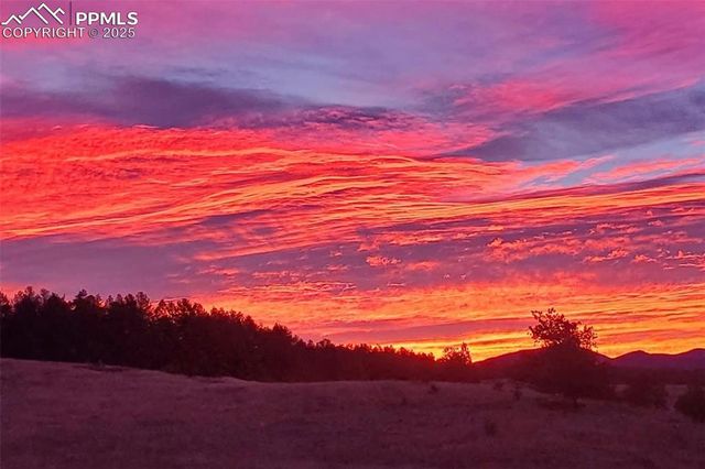 11 Valley Circle, Guffey, CO 80820