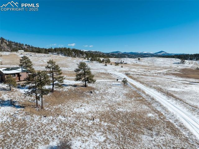 11 Valley Circle, Guffey, CO 80820