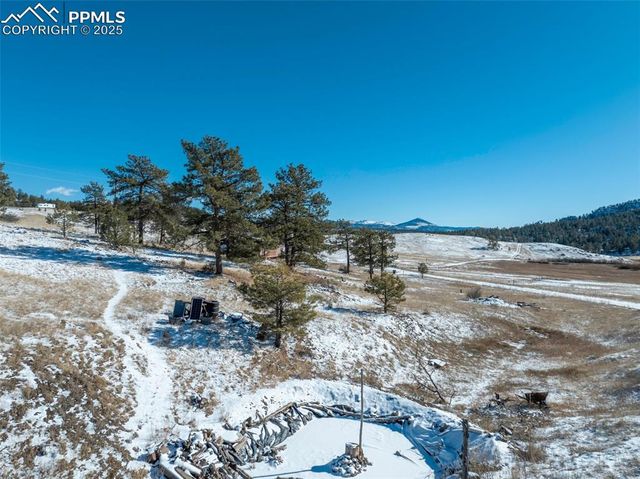 11 Valley Circle, Guffey, CO 80820
