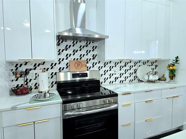 705 HARDING LANE, Lehigh Acres, FL 33936