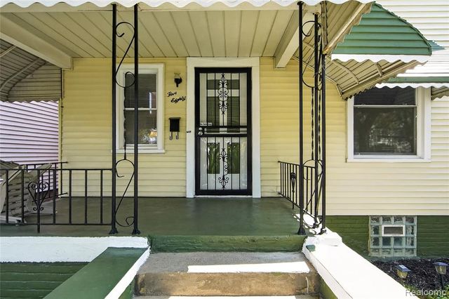 580 Melbourne Street, Detroit, MI 48202