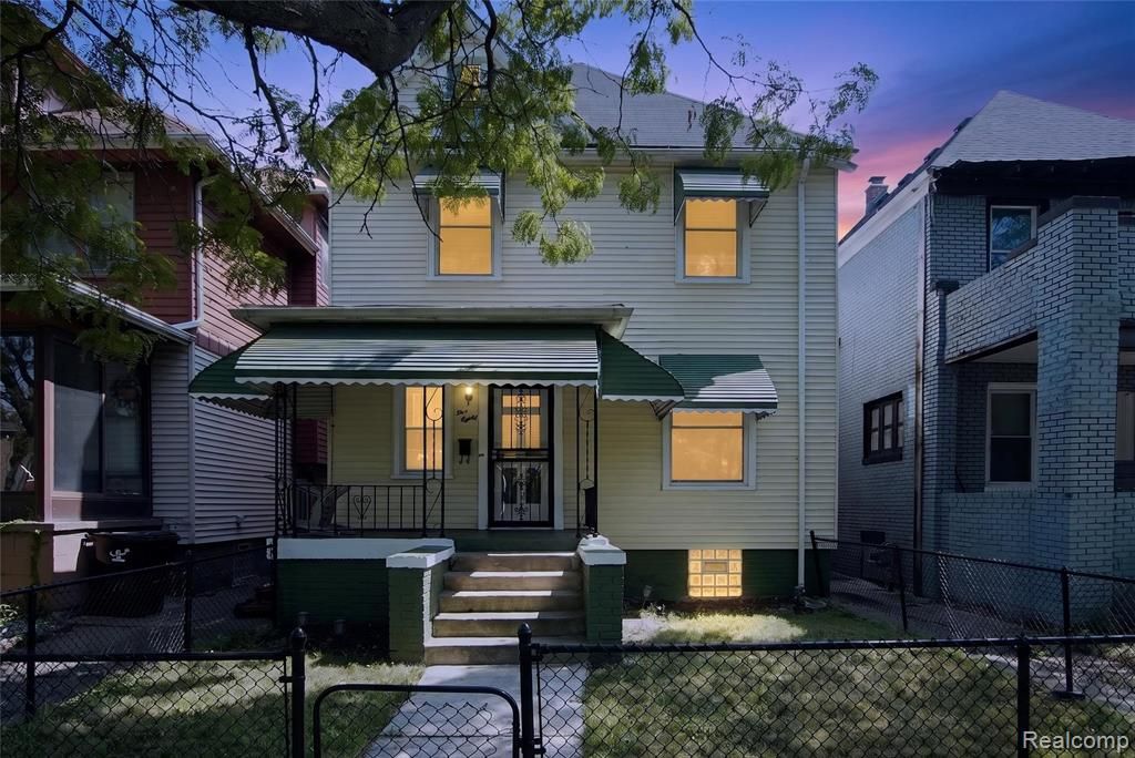 580 Melbourne Street, Detroit, MI 48202