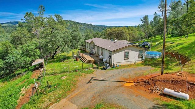 10268 Peoria Rd, Browns Valley, CA 95918