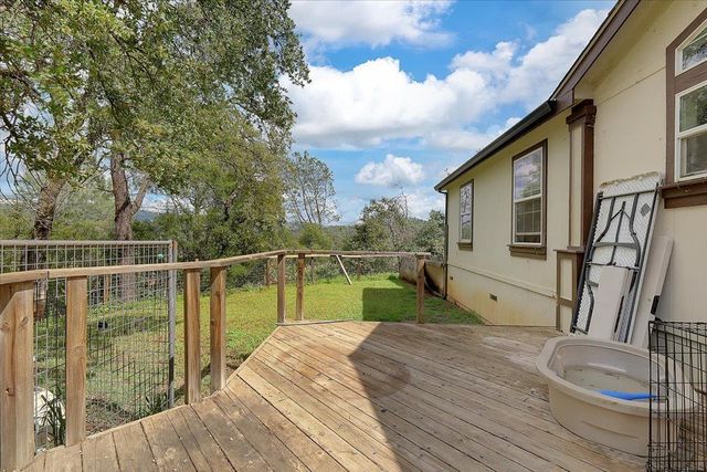 10268 Peoria Rd, Browns Valley, CA 95918