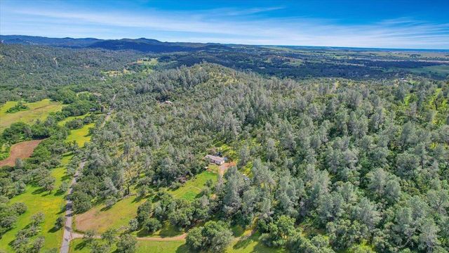10268 Peoria Rd, Browns Valley, CA 95918