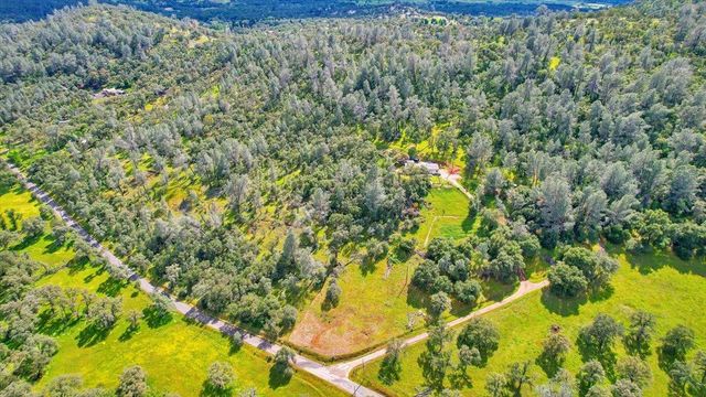 10268 Peoria Rd, Browns Valley, CA 95918