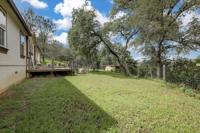 10268 Peoria Rd, Browns Valley, CA 95918