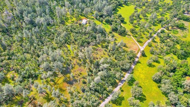 10268 Peoria Rd, Browns Valley, CA 95918