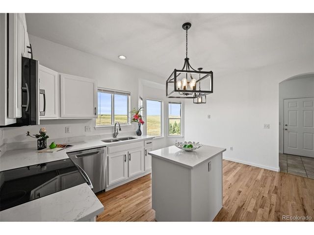 7498 Patrick Trl, Elizabeth, CO 80107