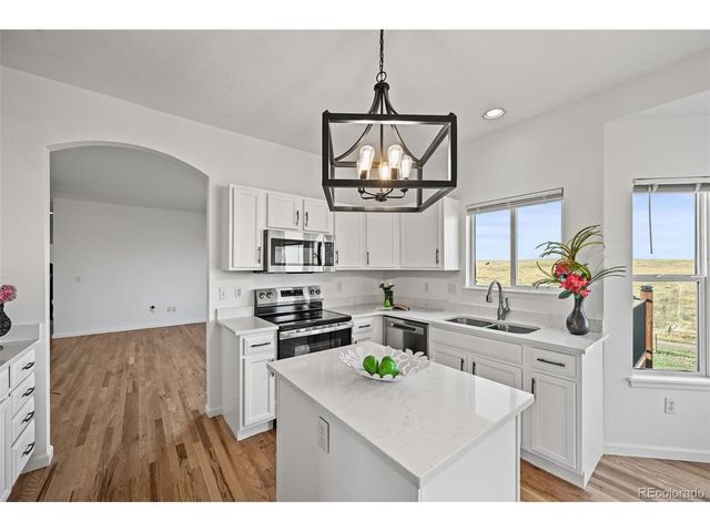 7498 Patrick Trl, Elizabeth, CO 80107