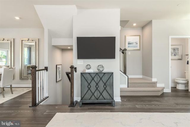 19710 CANOPY LOOP #330A, Montgomery Village, MD 20886