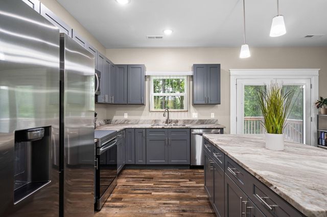 2378 Glengerrie Drive, Soddy Daisy, TN 37379