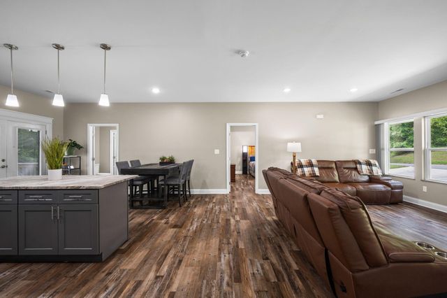 2378 Glengerrie Drive, Soddy Daisy, TN 37379