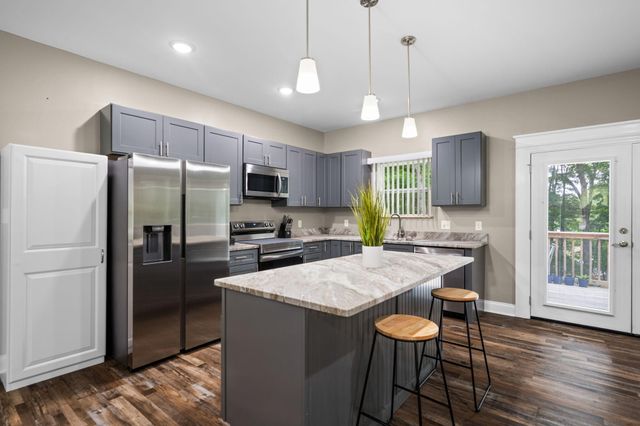 2378 Glengerrie Drive, Soddy Daisy, TN 37379