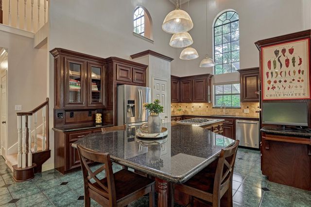 24622 W Kingscrest Circle, Spring, TX 77389