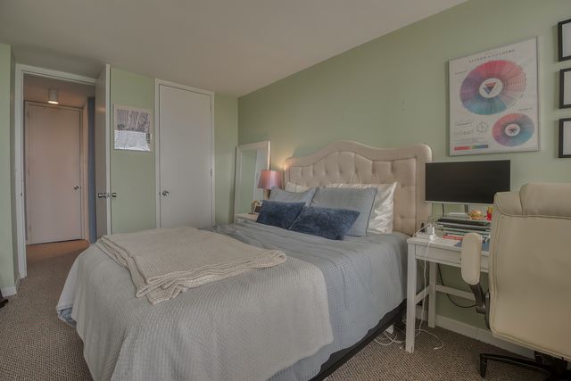 2626 N Lakeview Avenue 1604, Chicago, IL 60614