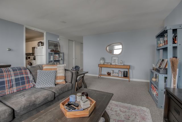 2626 N Lakeview Avenue 1604, Chicago, IL 60614