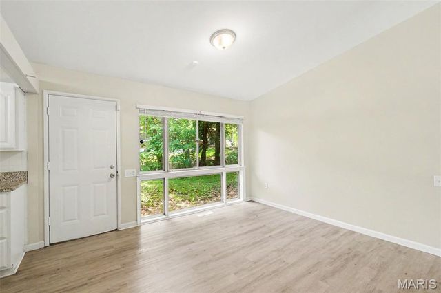985 Belmont Terrace, Florissant, MO 63033