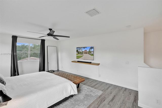 1725 Winterberry Lane, Weston, FL 33327