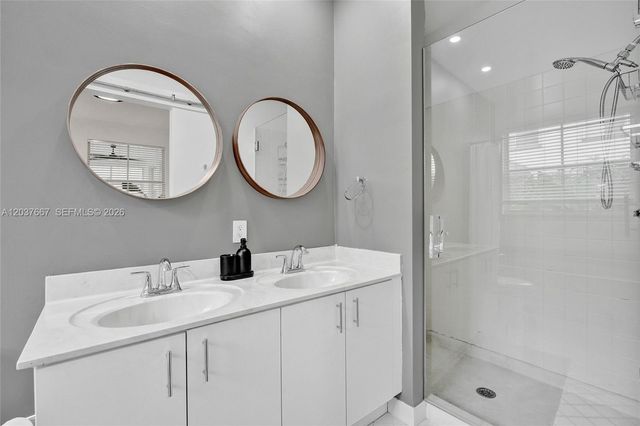 1725 Winterberry Lane, Weston, FL 33327