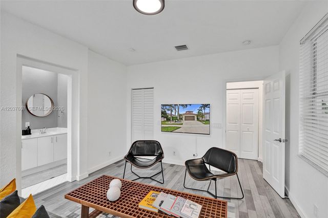 1725 Winterberry Lane, Weston, FL 33327