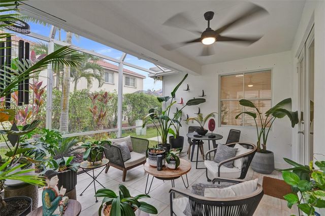 1725 Winterberry Lane, Weston, FL 33327