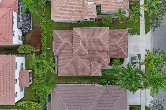 1725 Winterberry Lane, Weston, FL 33327