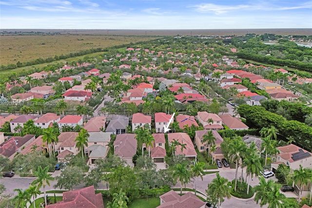 1725 Winterberry Lane, Weston, FL 33327