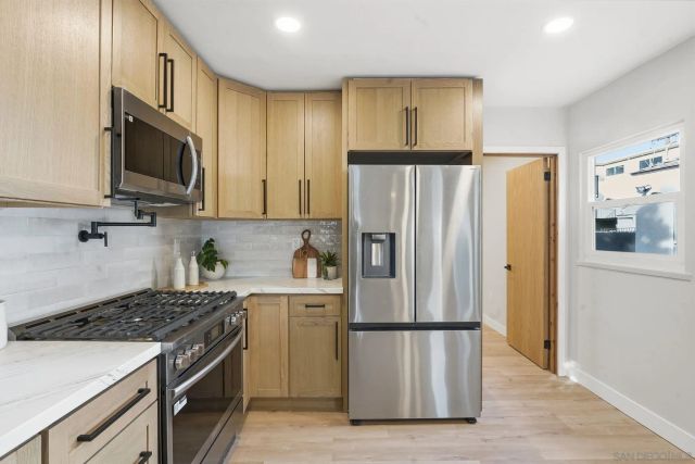 4662 Bancroft St, San Diego, CA 92116