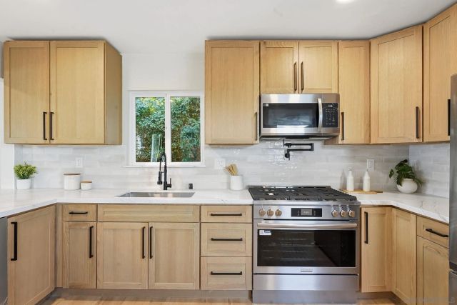 4662 Bancroft St, San Diego, CA 92116