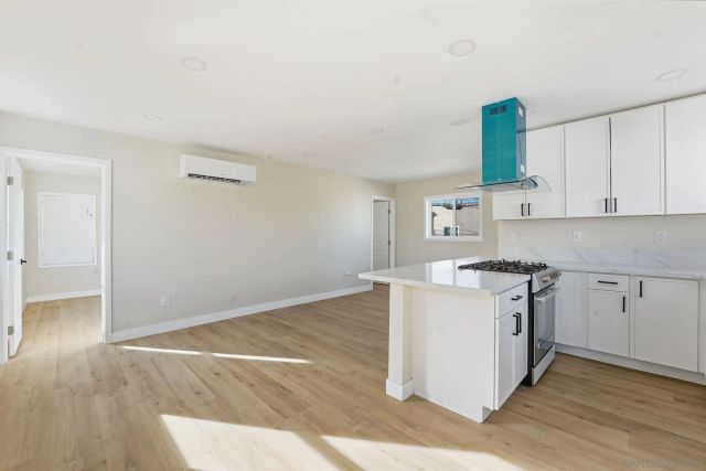 4662 Bancroft St, San Diego, CA 92116