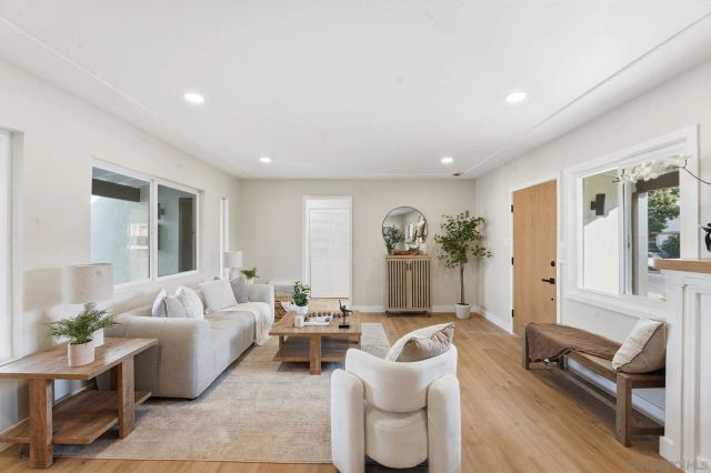 4662 Bancroft St, San Diego, CA 92116